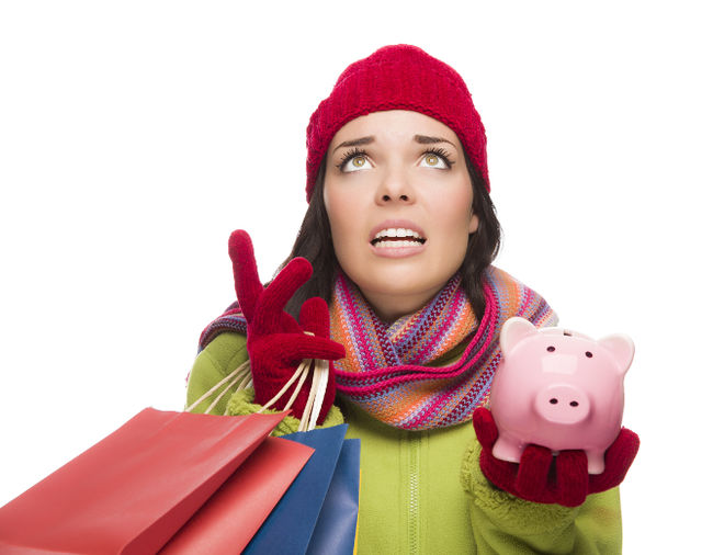 Tips para ahorrar mucho dinero durante las fiestas de Navidad. Compra todo lo que necesitas sin salirte de presupuesto. #cuponeandoprnet #navidad #ahorro #finanzas #shopping #budget #presupuesto #ahorrardinero