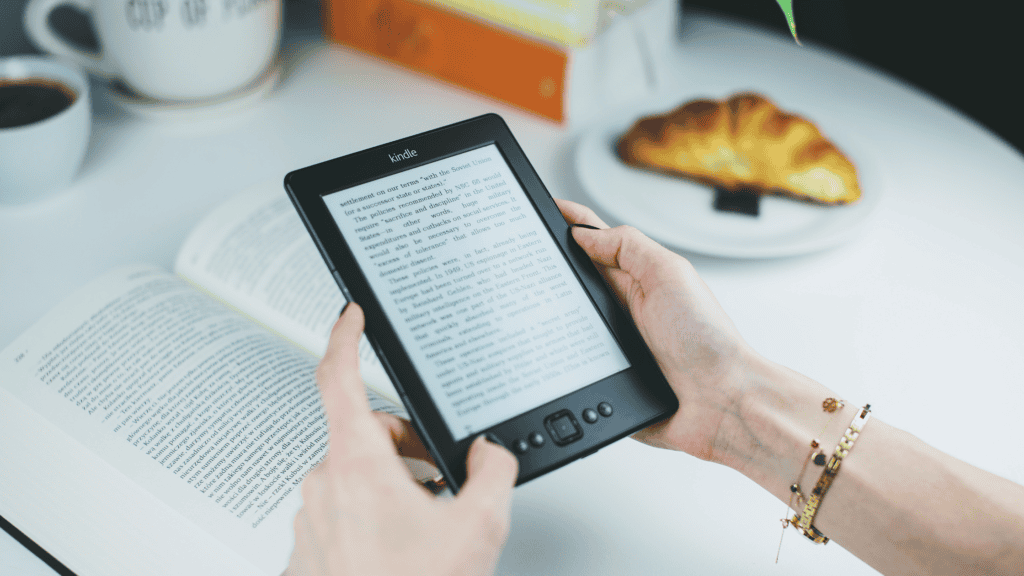 Stuff Your Kindle Day Cuponeando PR by Edith Tapia